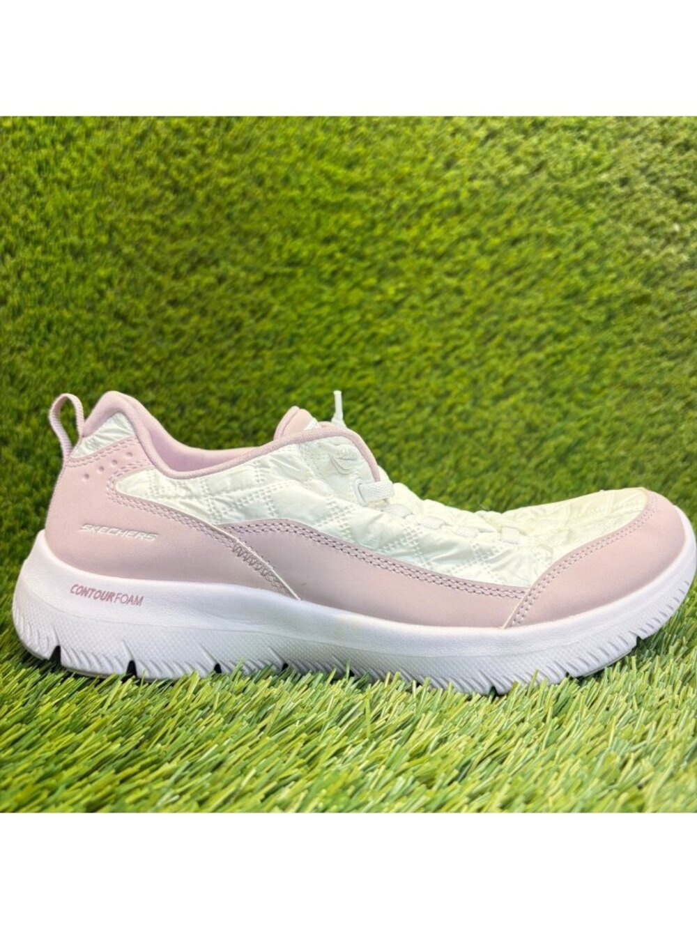 Skechers Summits Contour Foam Cozy Womens Size 7D Pink Athletic Shoes Sneakers